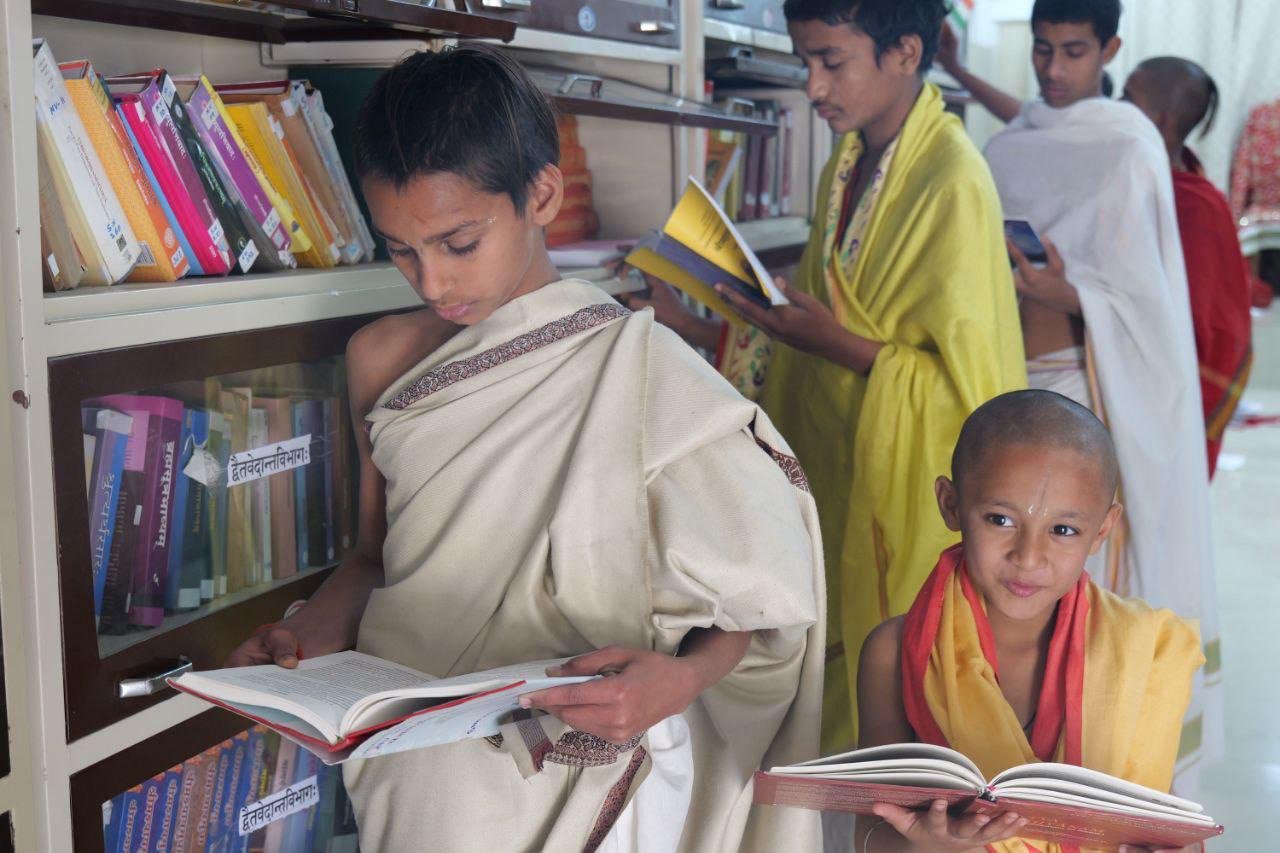 Library Bookshelves